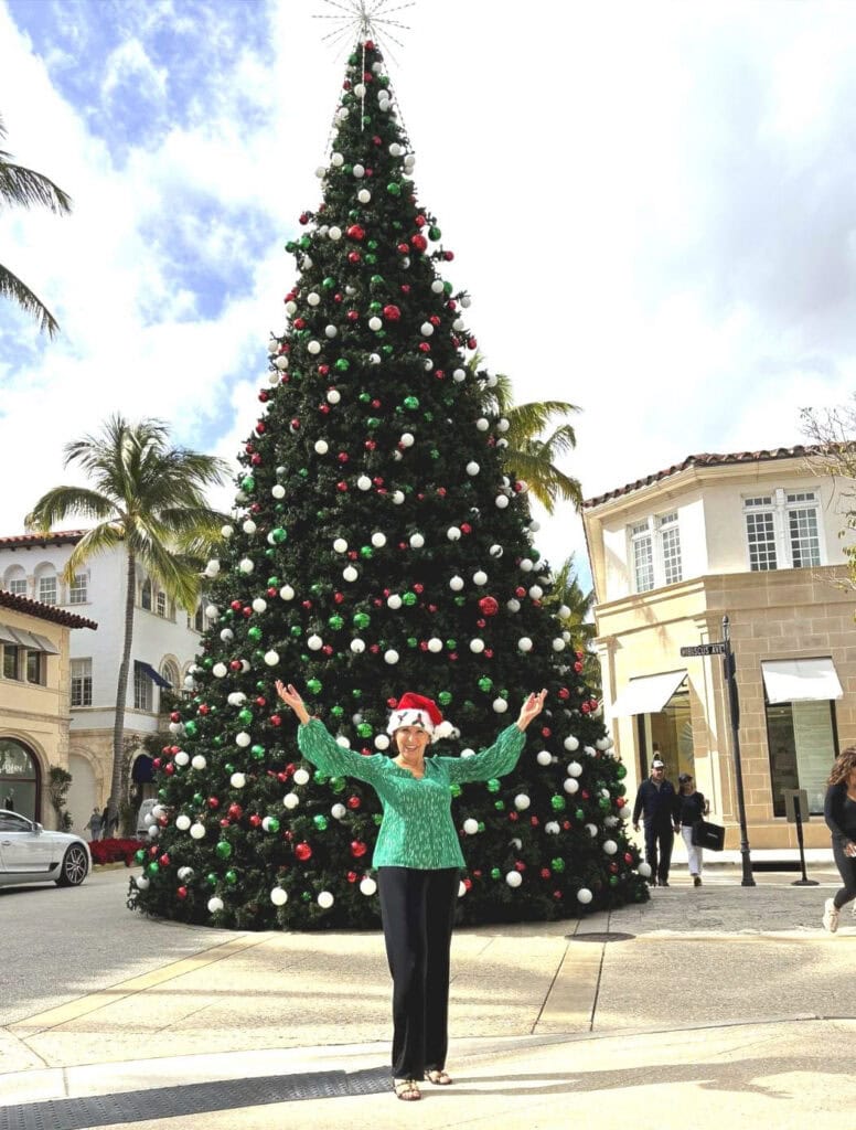 Melanie Cabot, Founder of Happiness Club Palm Beach hosts the Holiday Party December 1st, 2026 in Palm Beach for social networking and building friendship